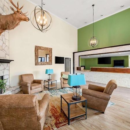 Best Western George West Executive Inn Экстерьер фото
