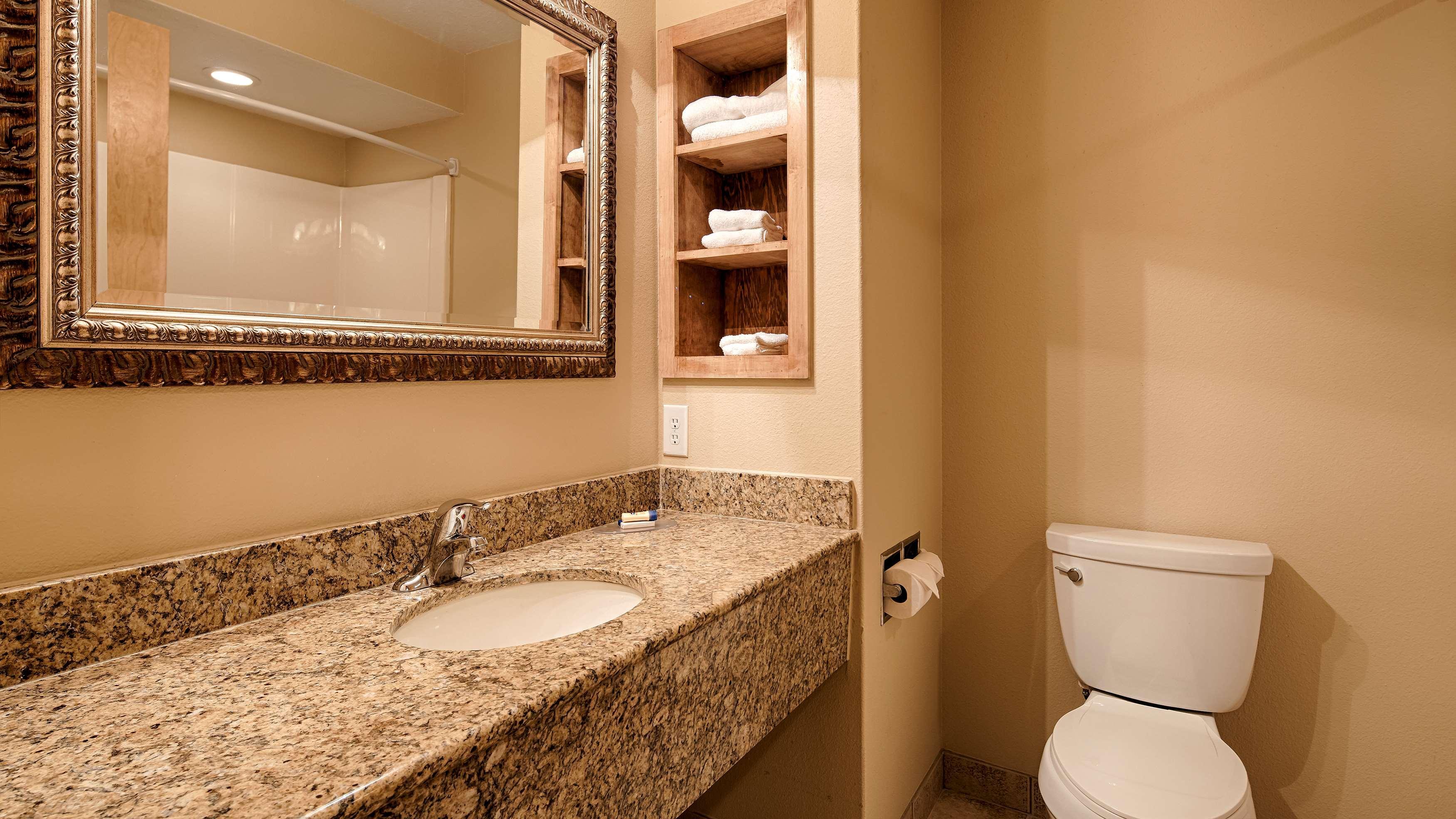 Best Western George West Executive Inn Экстерьер фото