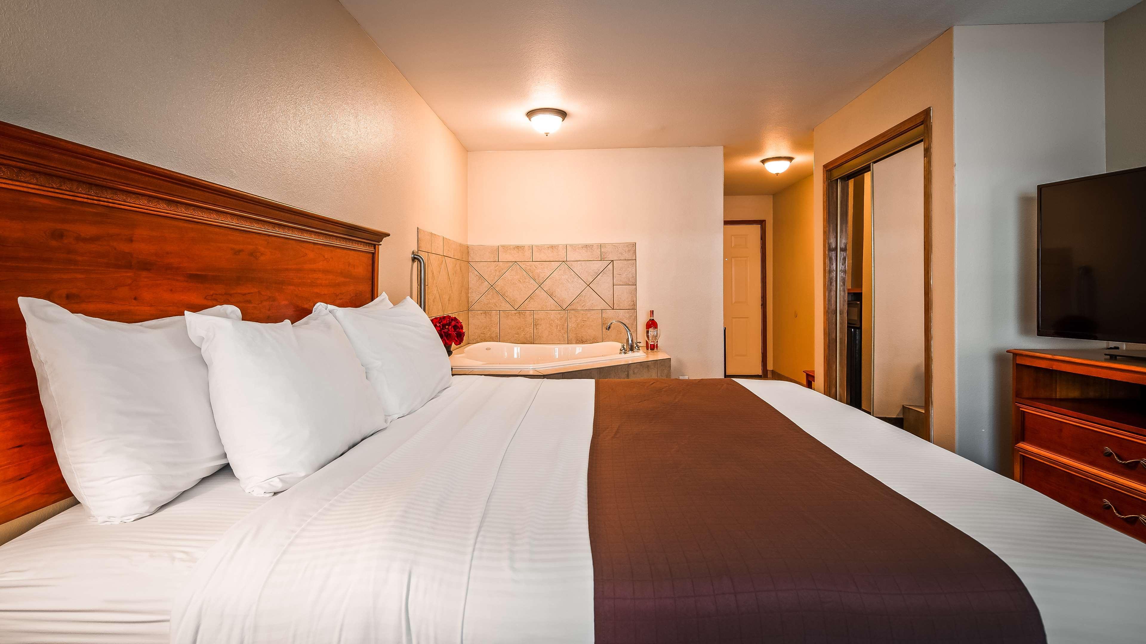 Best Western George West Executive Inn Экстерьер фото