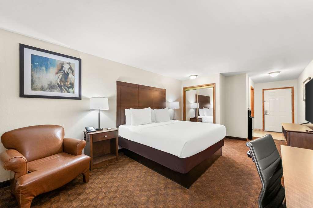 Best Western George West Executive Inn Номер фото