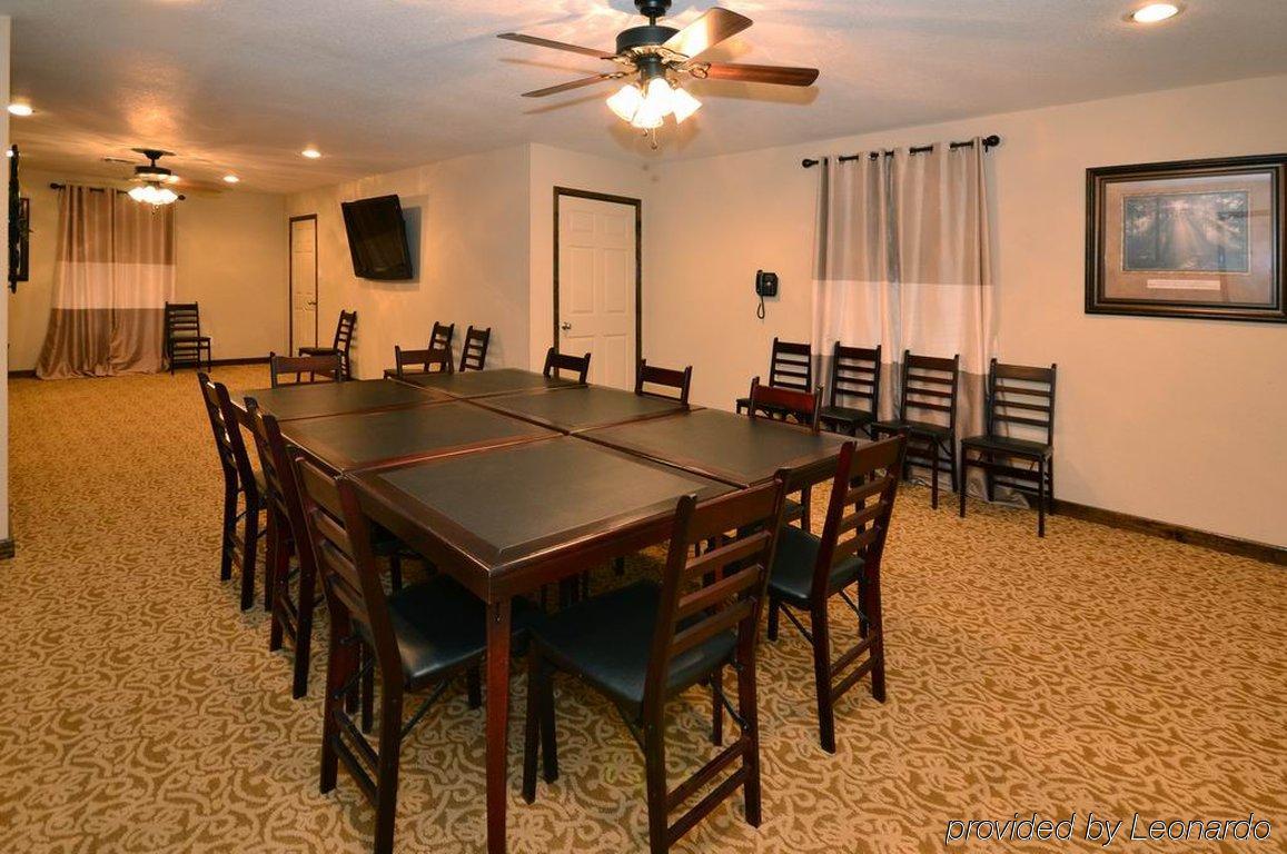 Best Western George West Executive Inn Интерьер фото