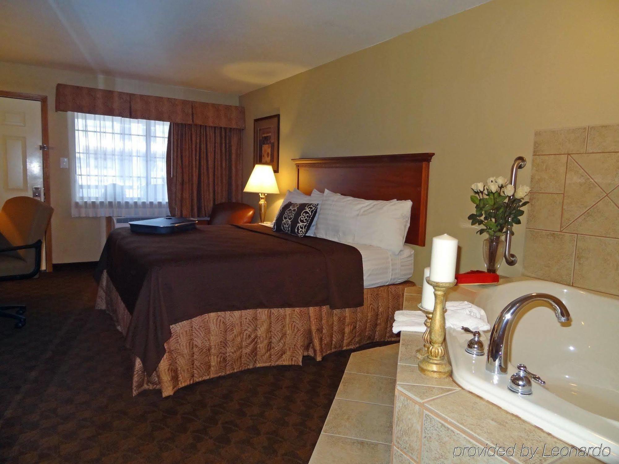 Best Western George West Executive Inn Номер фото